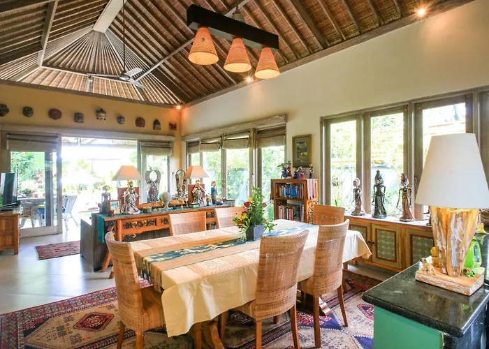 Vss-ubud Ricefield -ac-3bd-3bth-pool-bb-internet